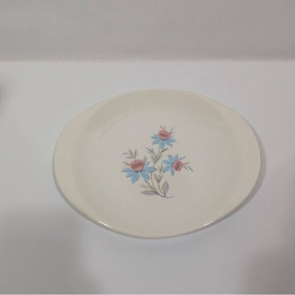 1x Steubenville Fairlane Oval Dinner Plate Pink Blue Floral Design Vintage - Picture 1 of 8